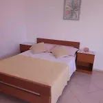 In 34905 Apartment Pirovac