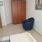 In 34905 Apartment *