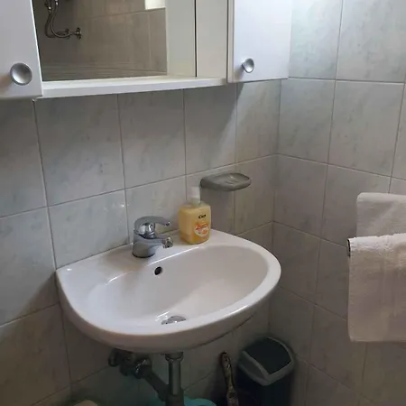 In 34905 Appartement Pirovac