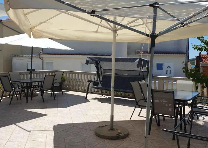 In 34905 * ピロヴァッツ